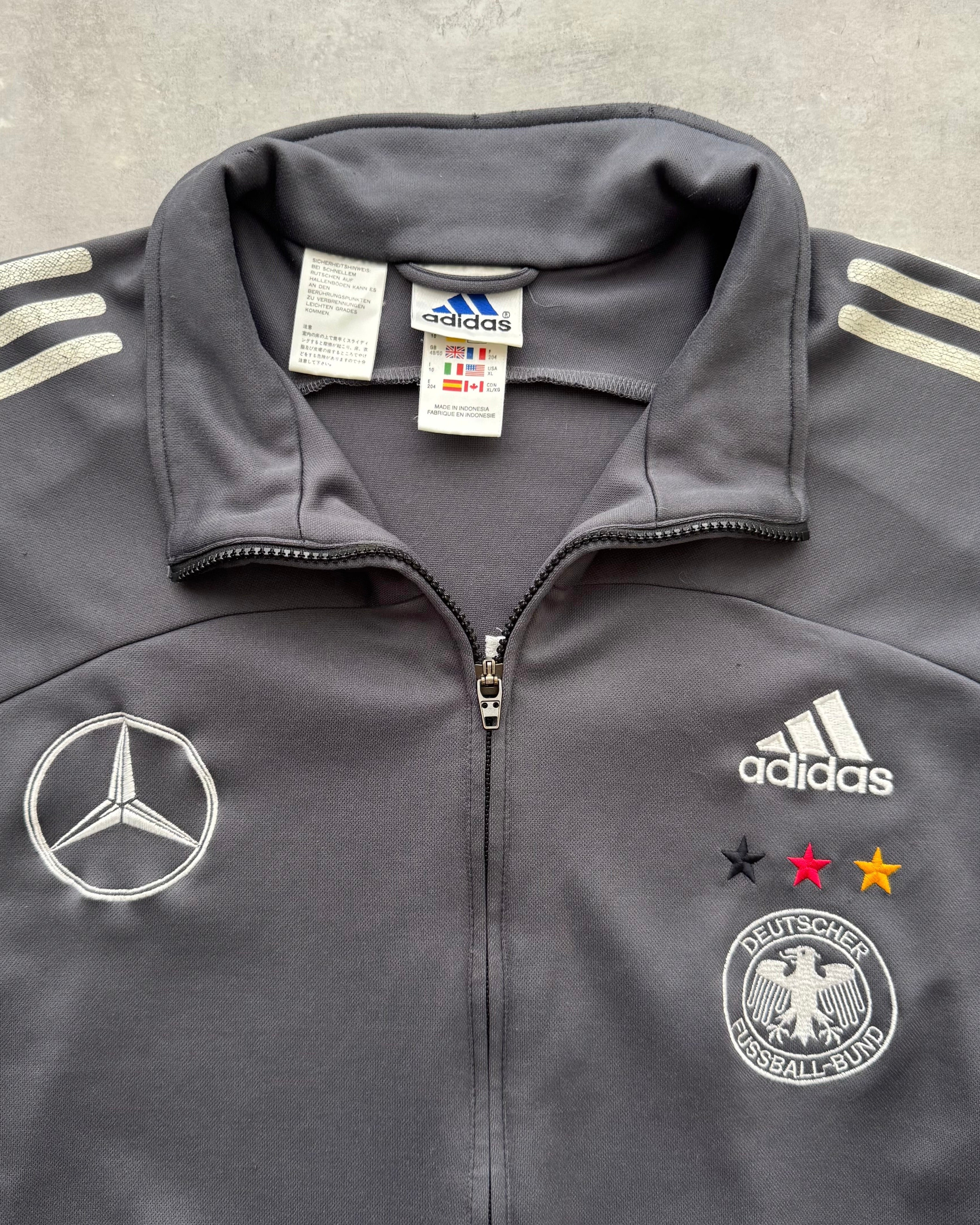00s Adidas | Mercedes Benz (XL)