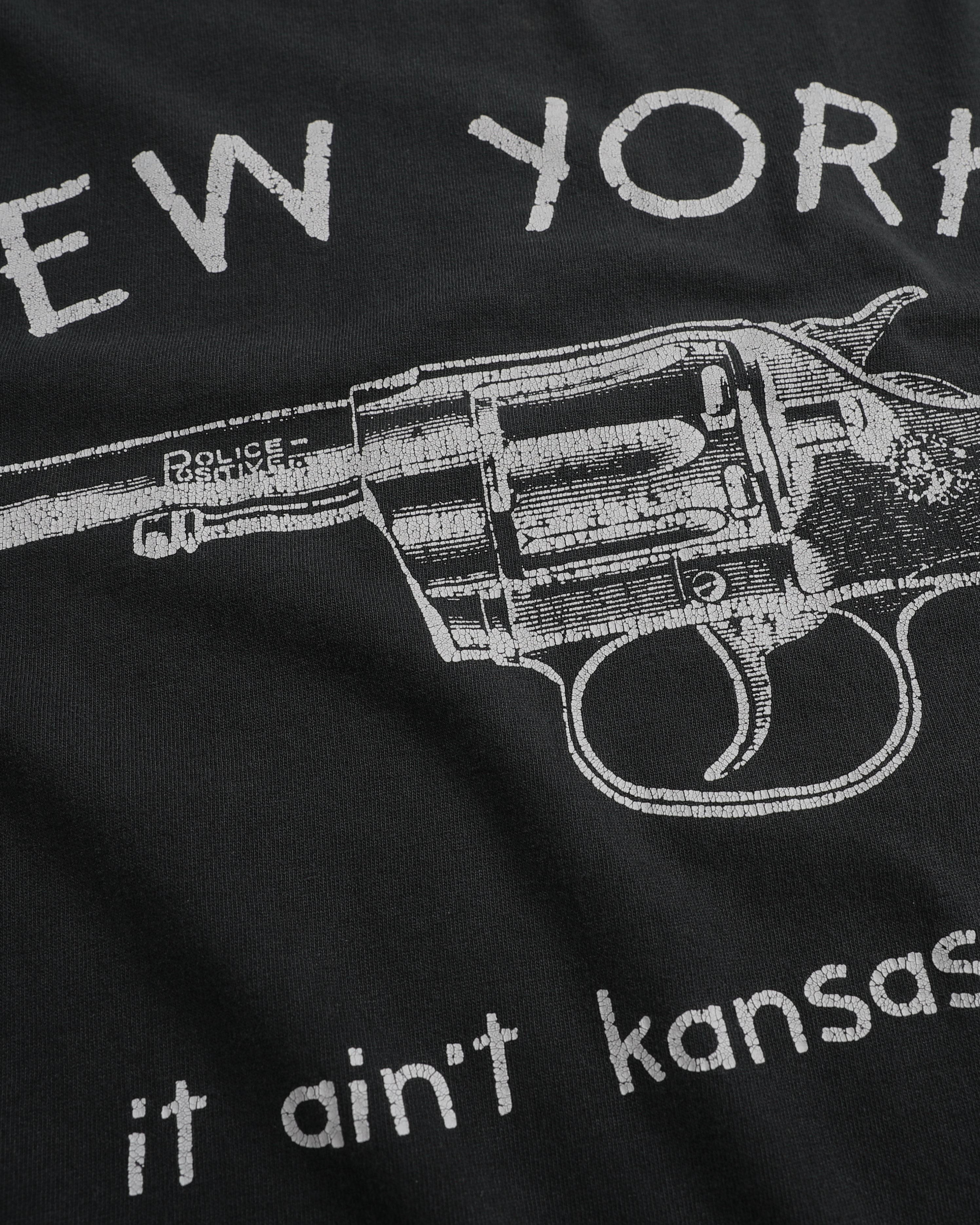 New York, It Aint Kansas T-Shirt (L)