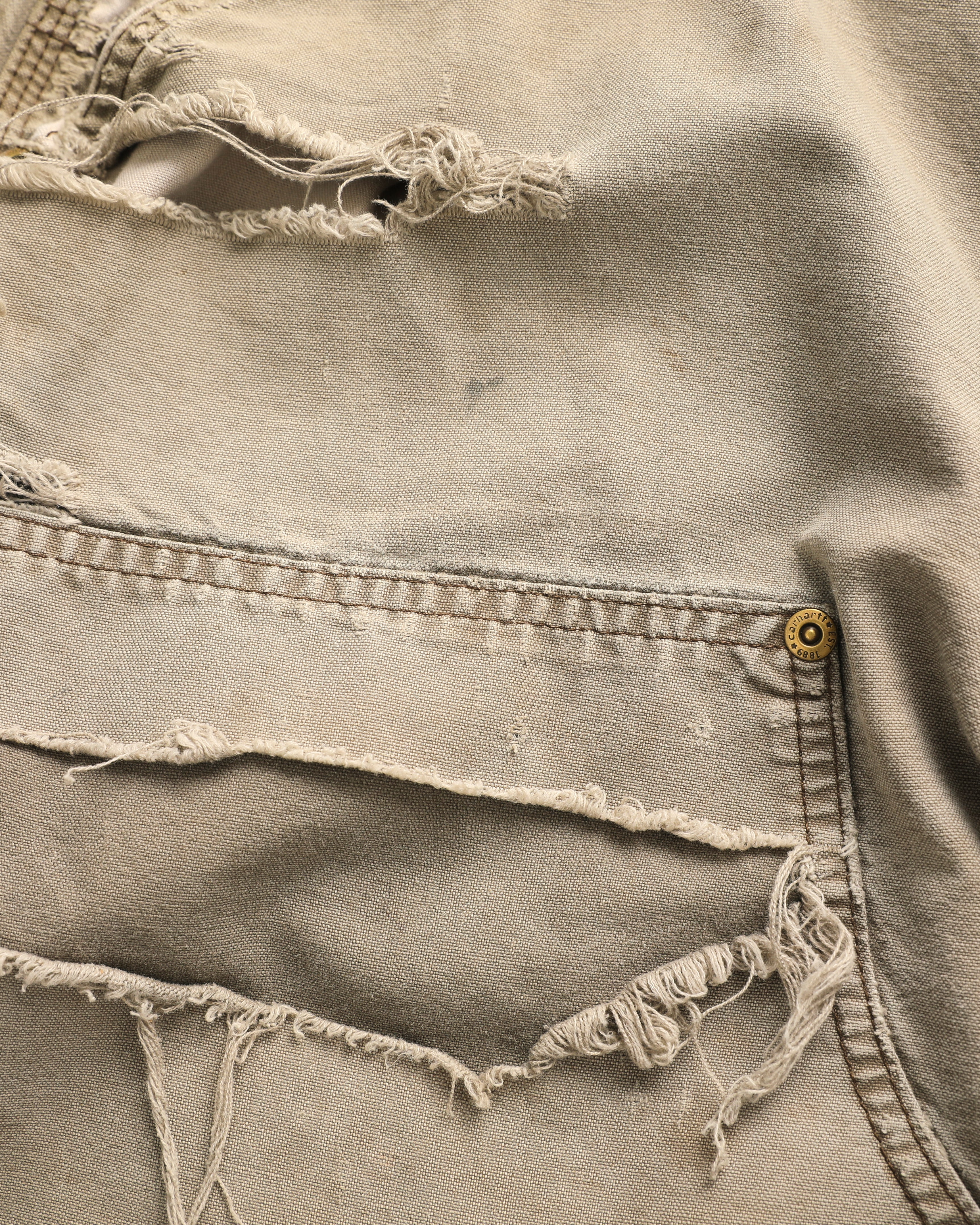 Thrashed Carhartt Lightweight Double Knees (36”)