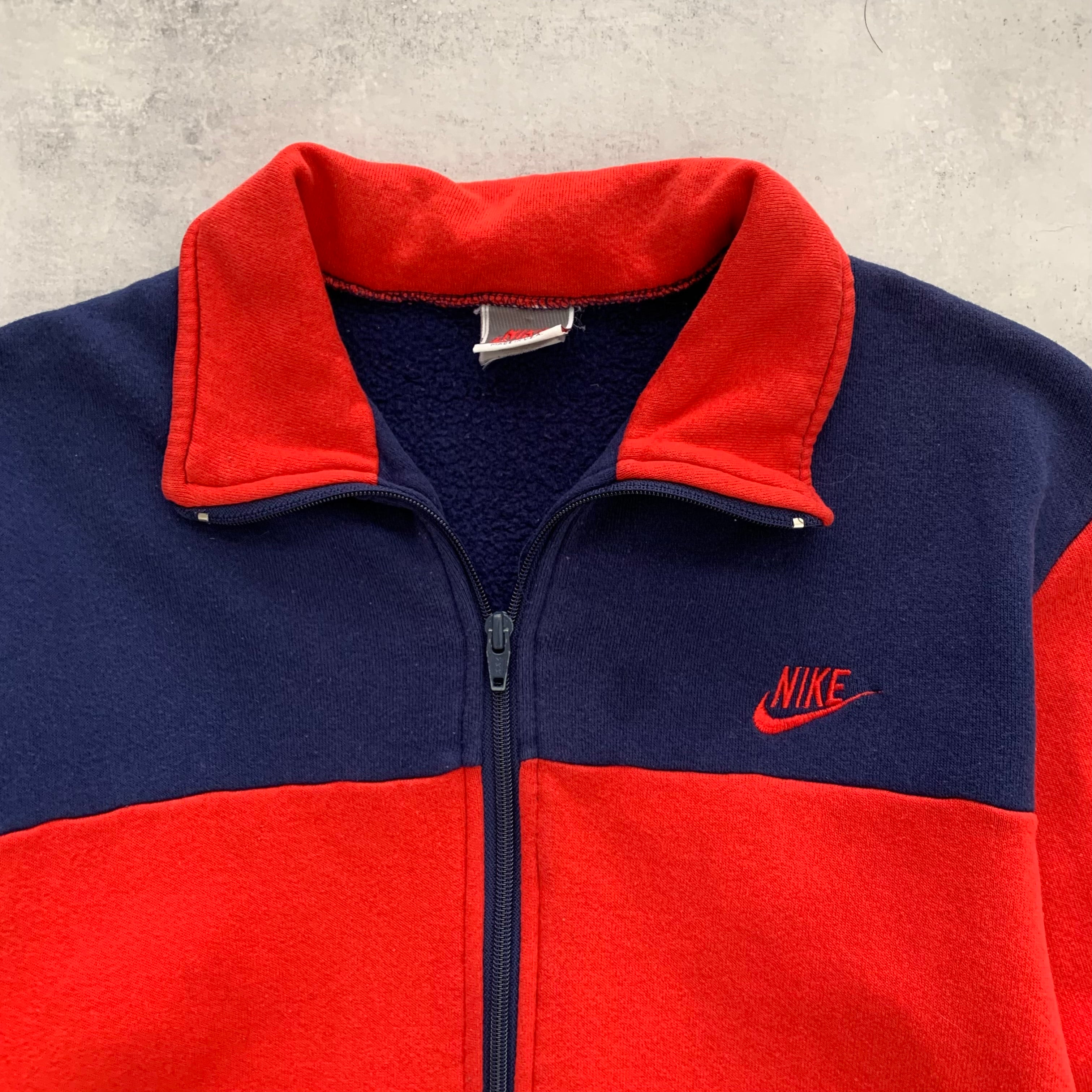 90s Nike (M)