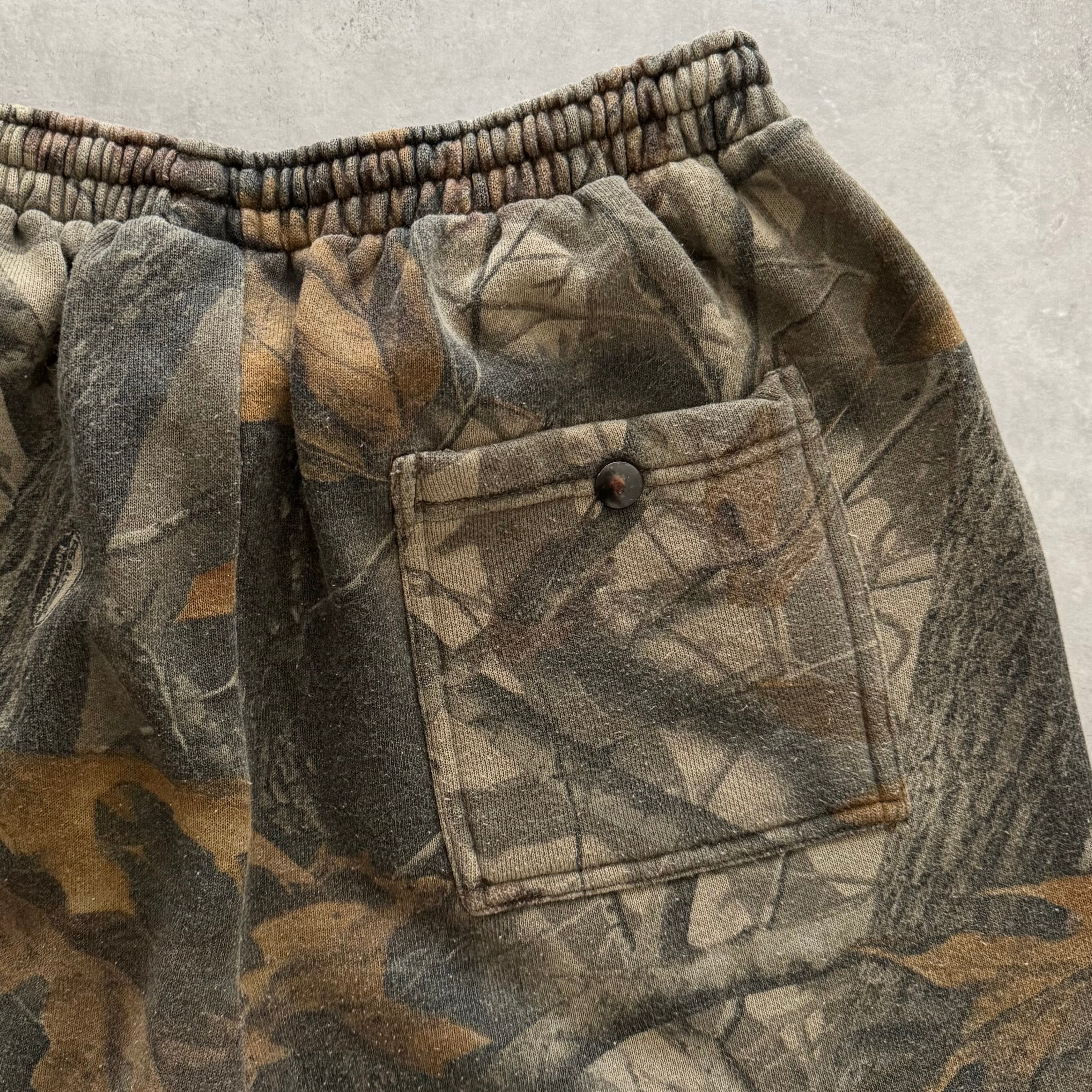 90s Realtree Camo Cargo Sweatpants (M)