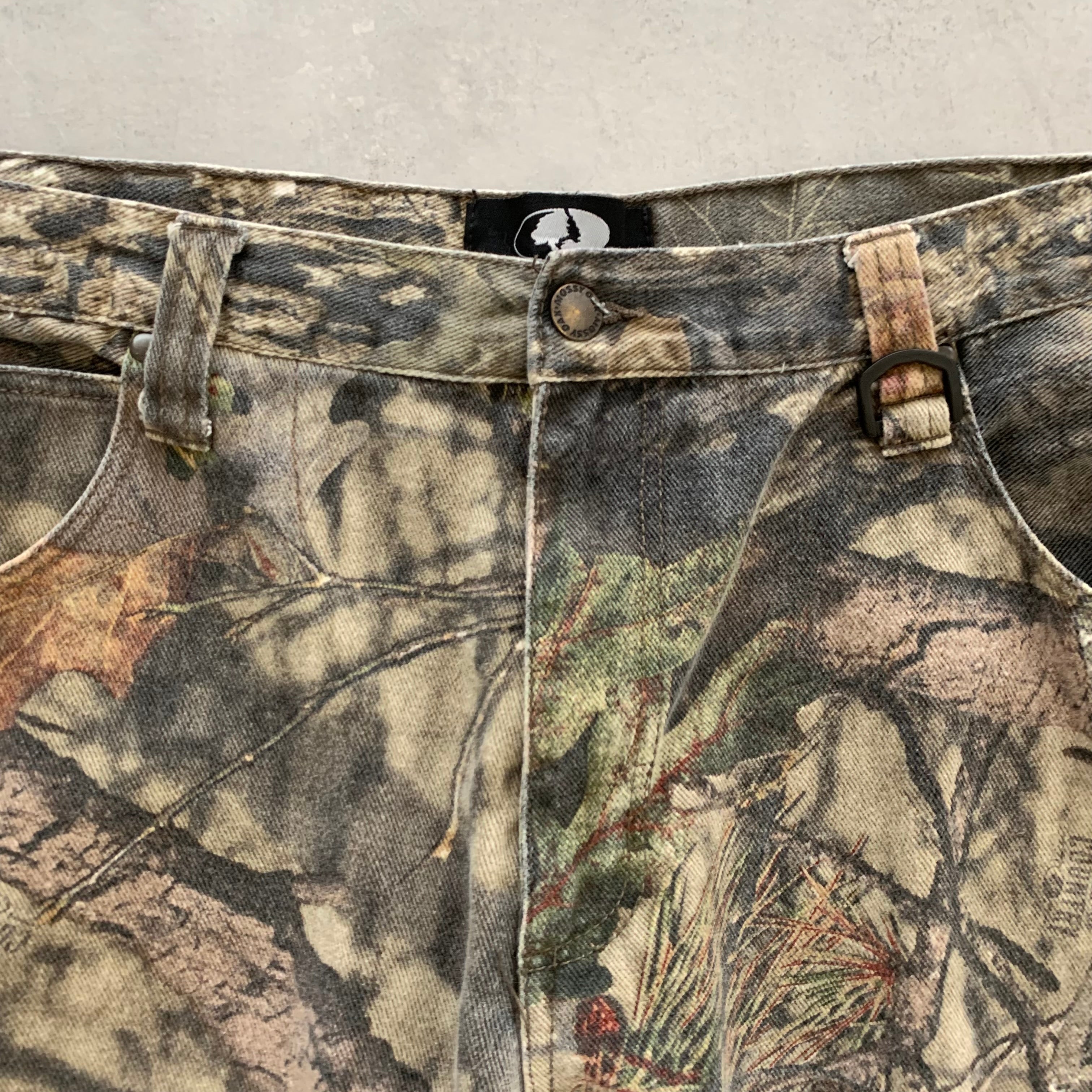 00s Camo Carpenters (36W)