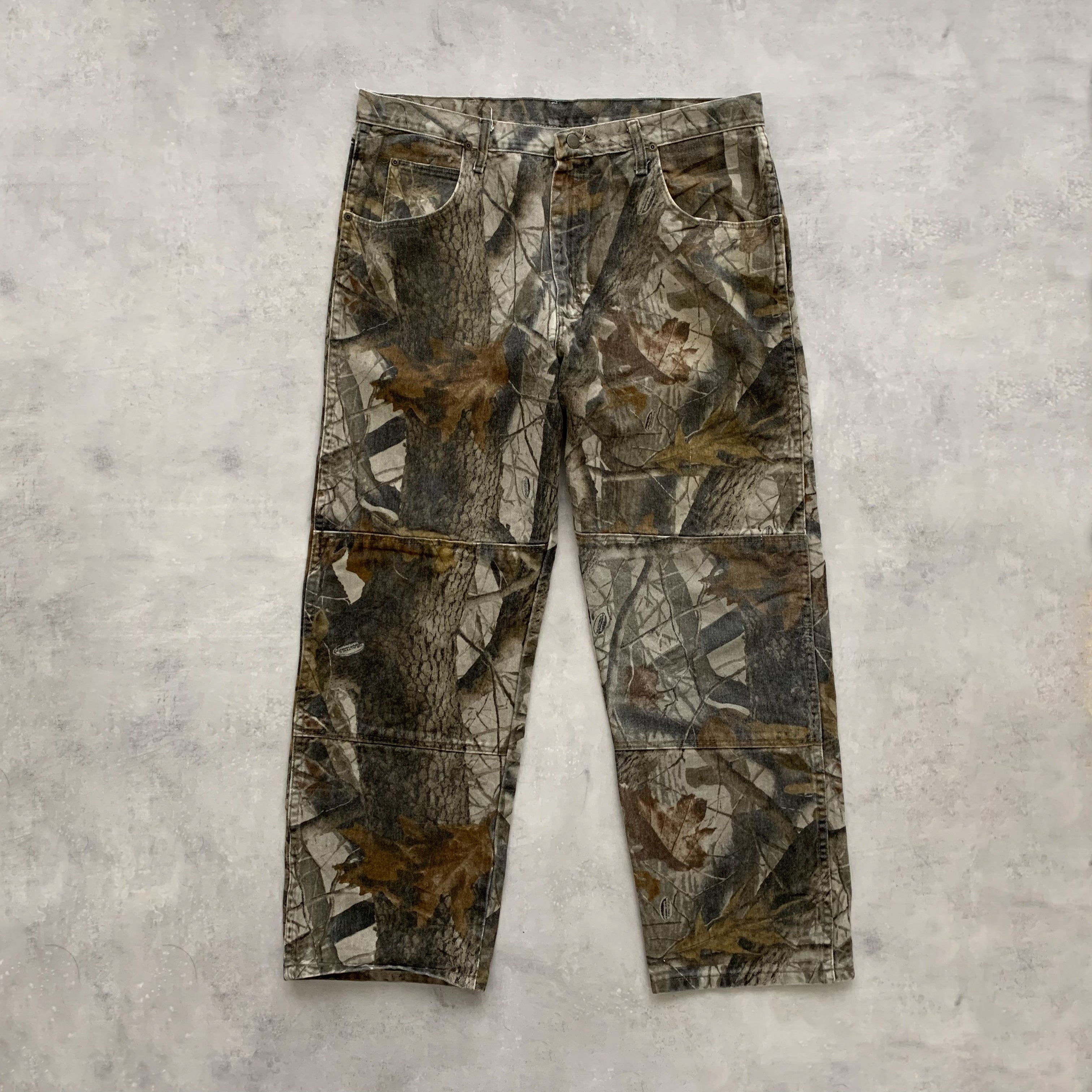 00s Camo Carpenters (38W)