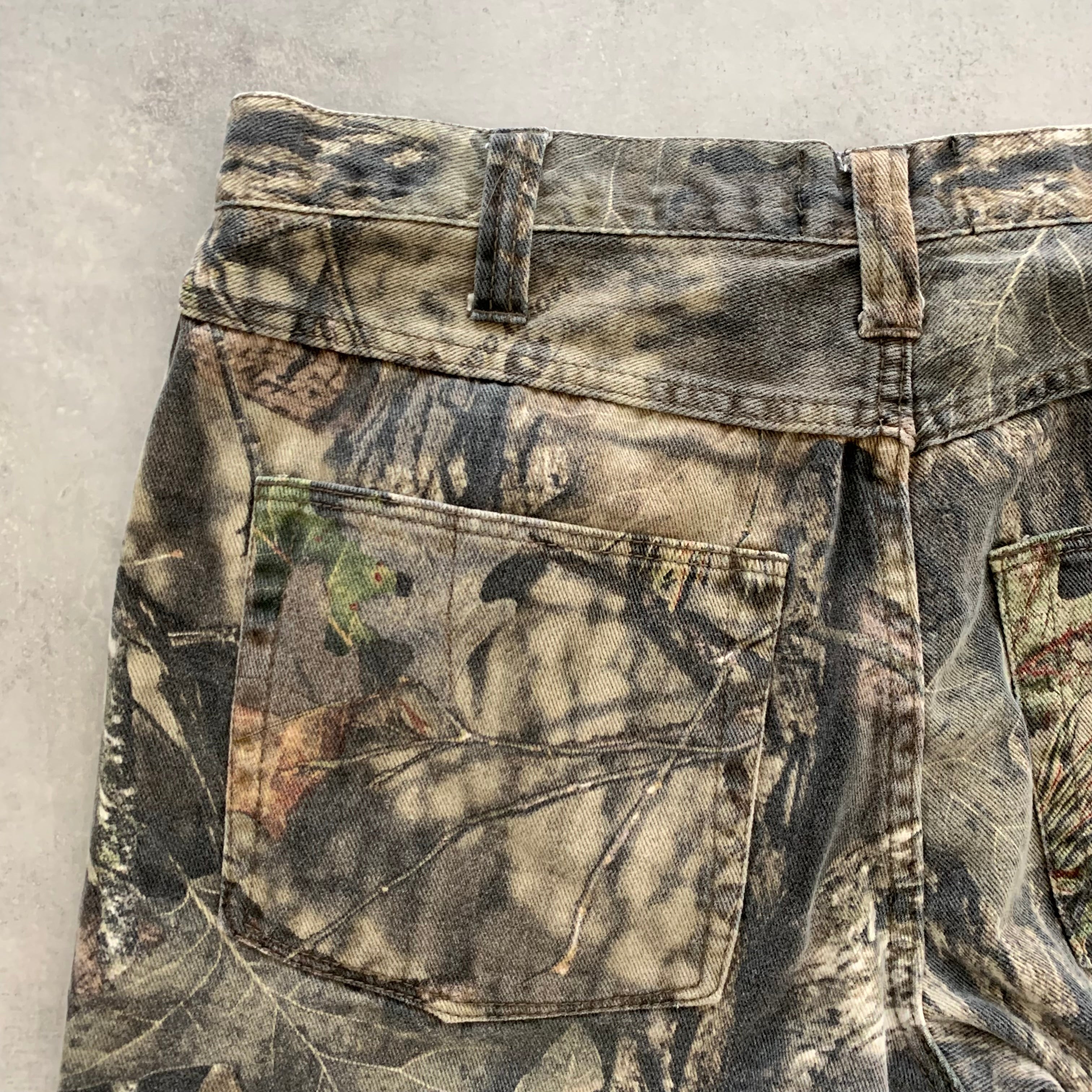 00s Camo Carpenters (36W)