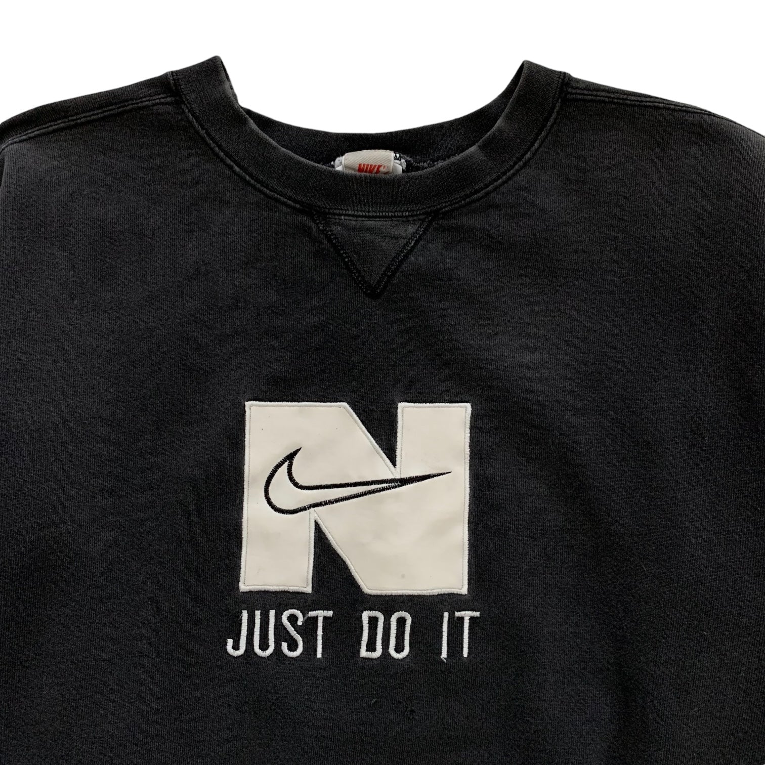 00s Nike (L)