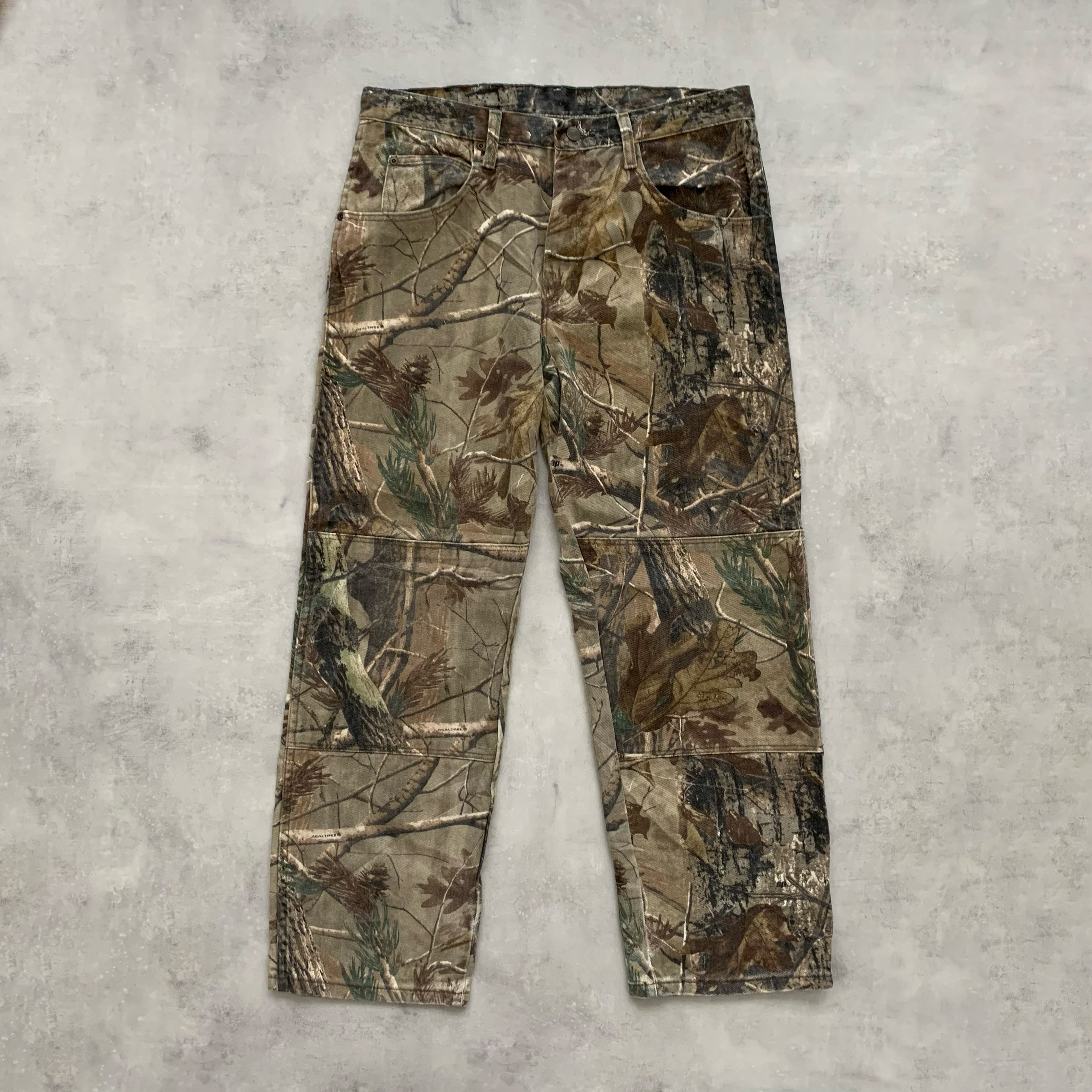 00s Camo Carpenters (34W)