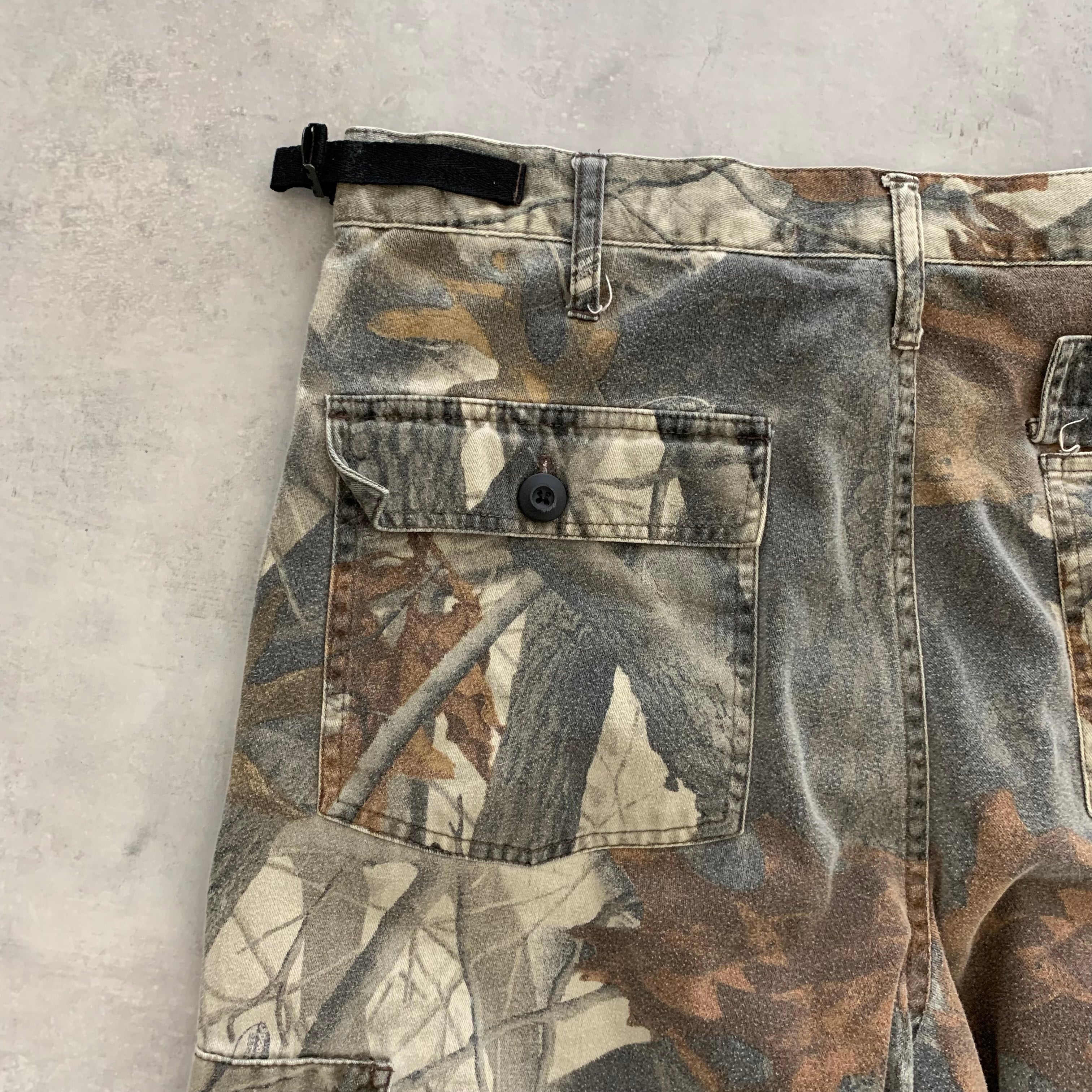 00s Camo Cargos (34W)