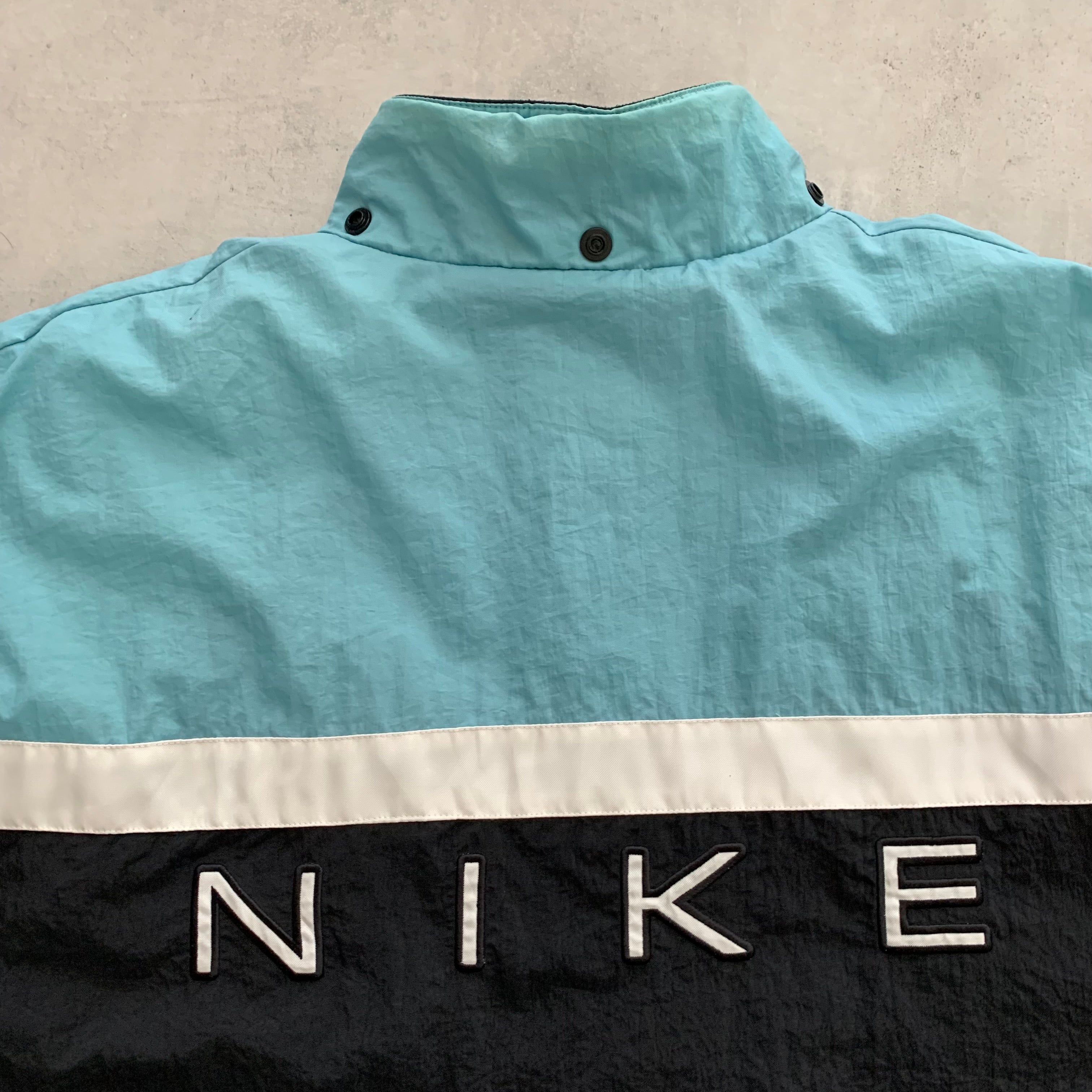 90s Nike (L)