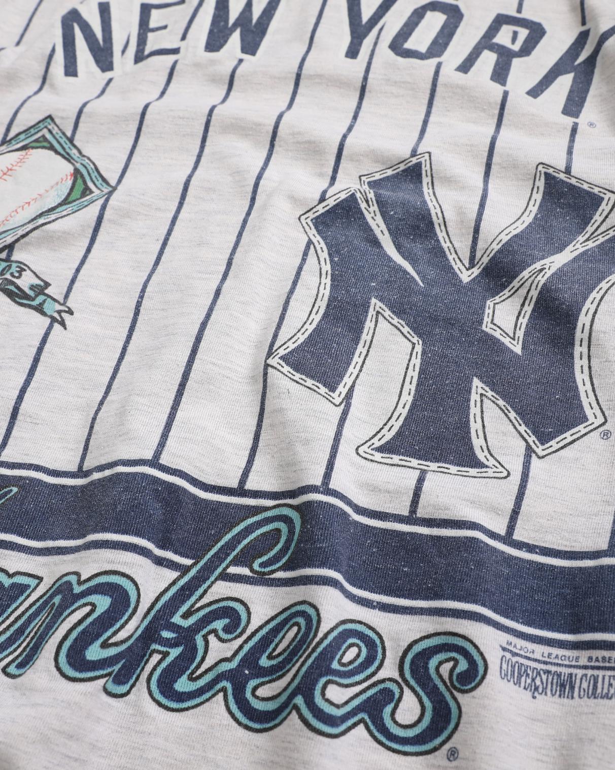 New York Yankees 3/4 Sleeve T-Shirt (XL)