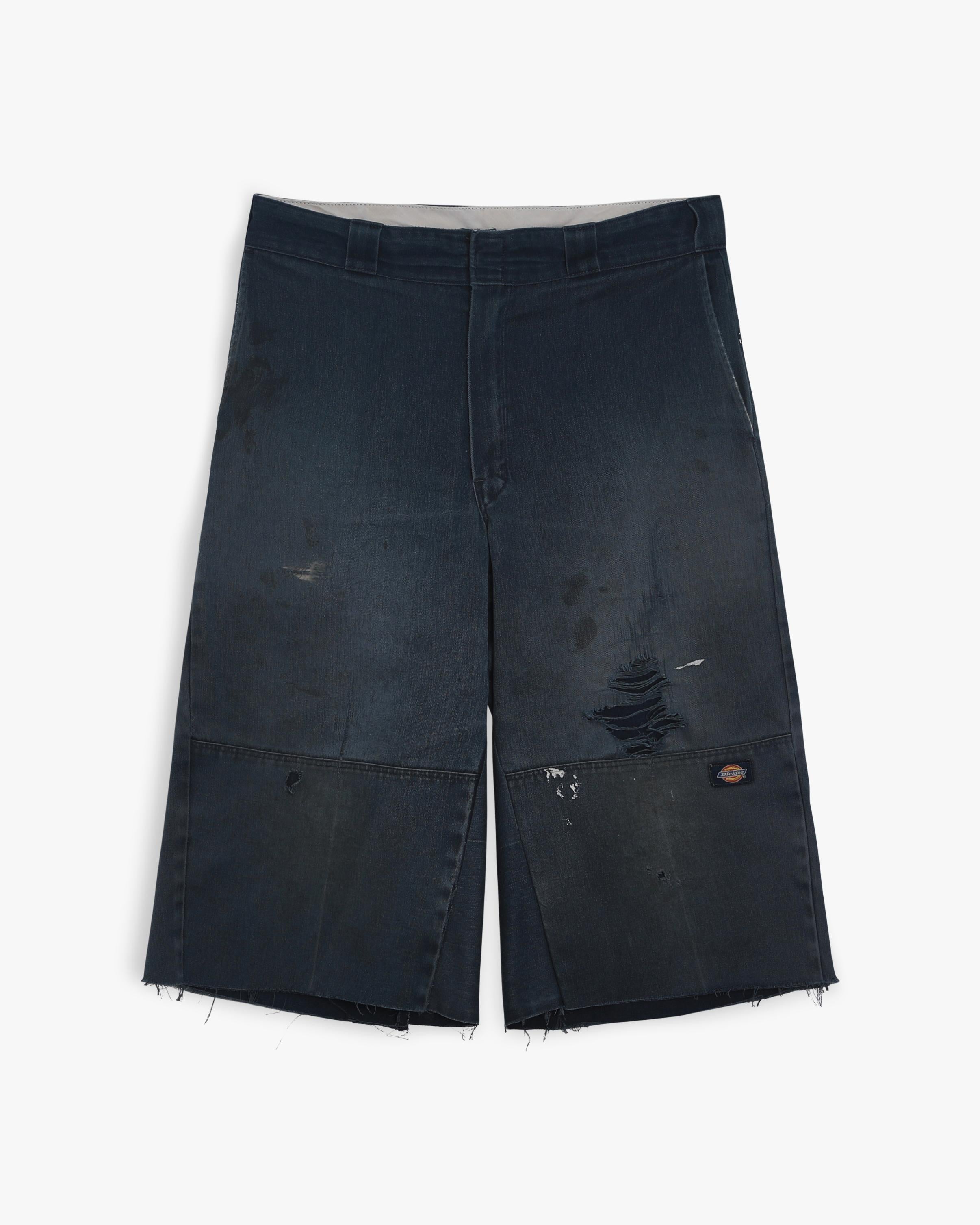 Thrashed Baggy Cali Shorts (34")