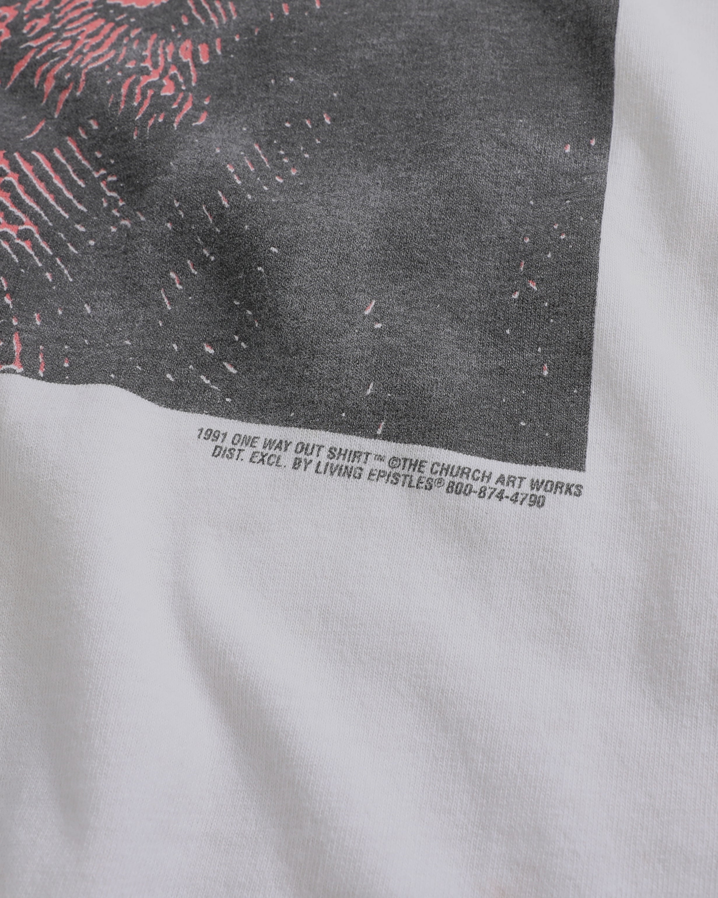 He Loves Me, He Loves Me Not Jesus T-Shirt (L)