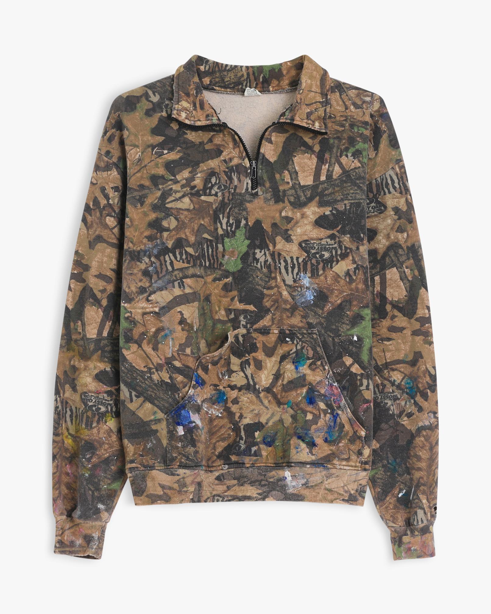 Paint Splattered Mossy Oak 1/4 Zip Sweatshirt (L)