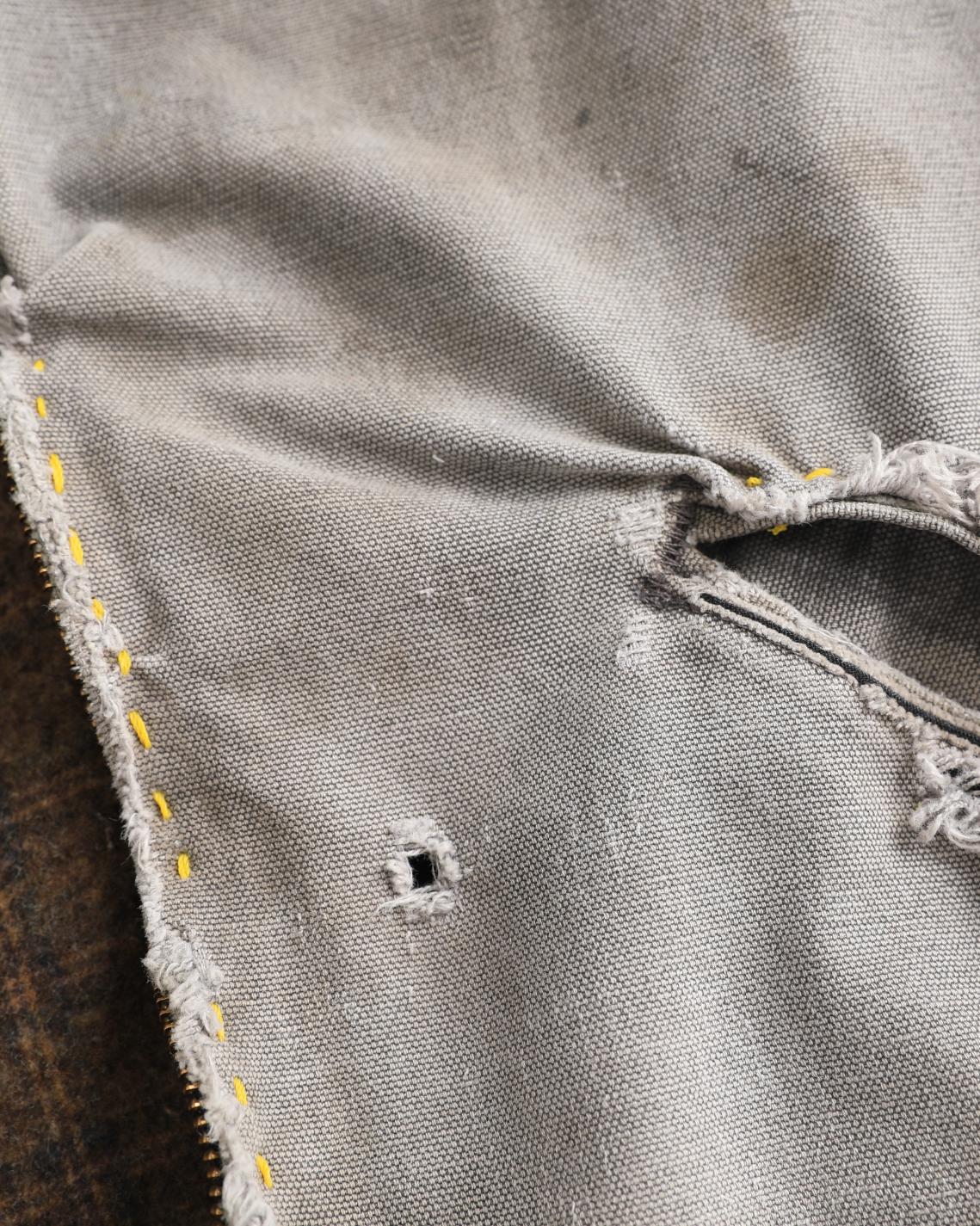 Thrashed Grey Carhartt Detroit Jacket (L/XL)